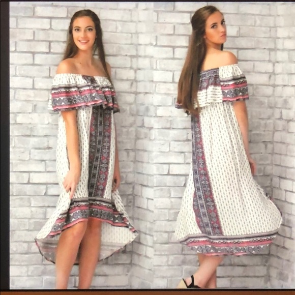 Auditions off shoulder Dress - Picture 3 of 7